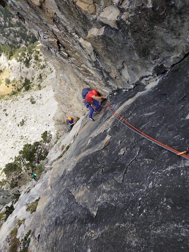 CURSO ESCALADA VARIOS LARGOS EN DEPORTIVA (28 y 29 junio)